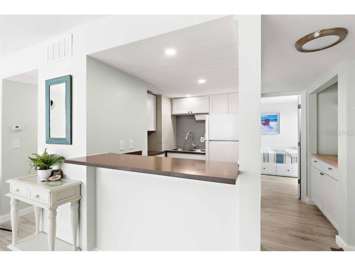 6157 Midnight Pass Road #D31 Sarasota FL 34242 N6137862 image9