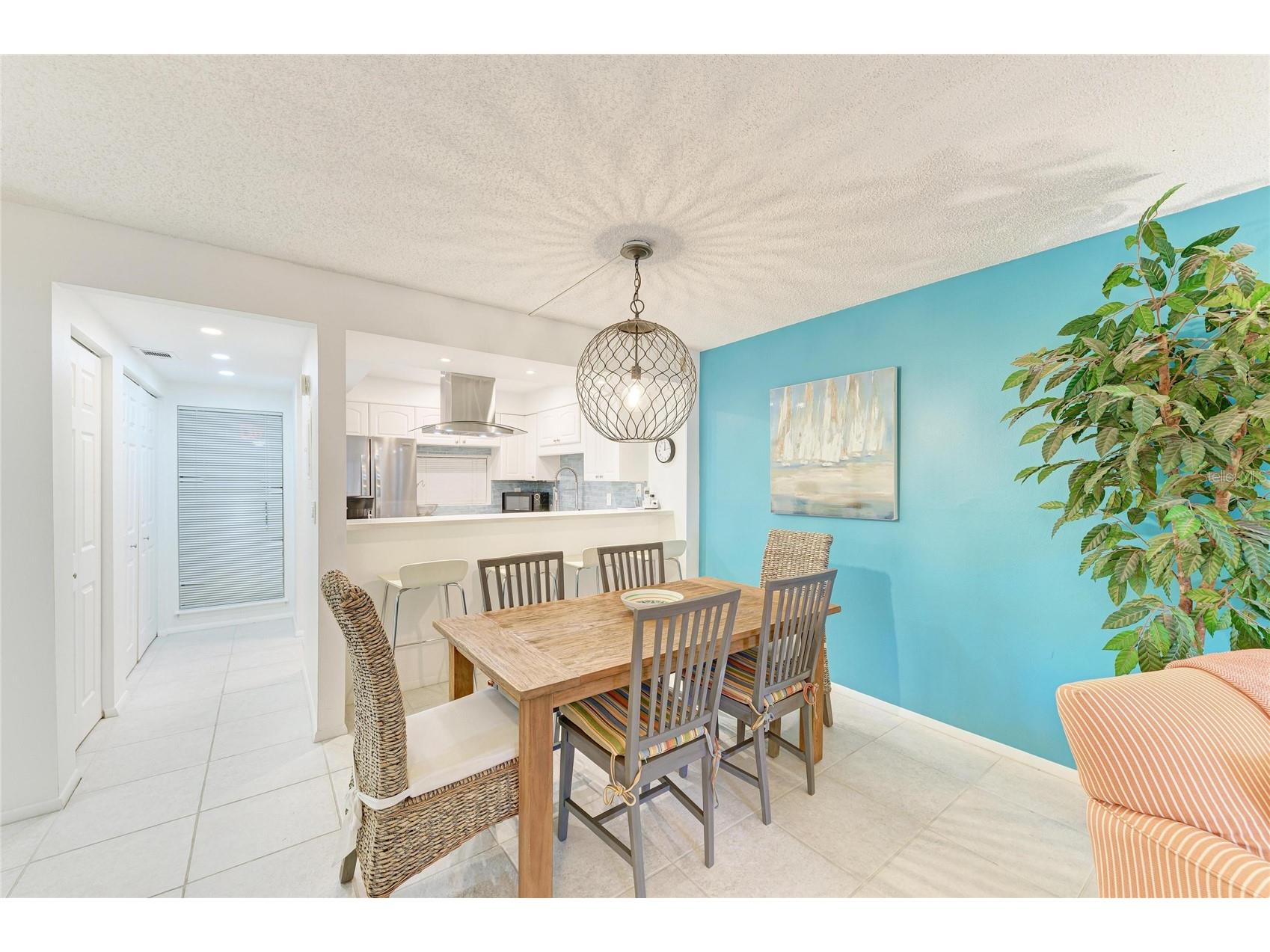 6157 Midnight Pass Road #E12 Sarasota FL 34242 A4698724 image17