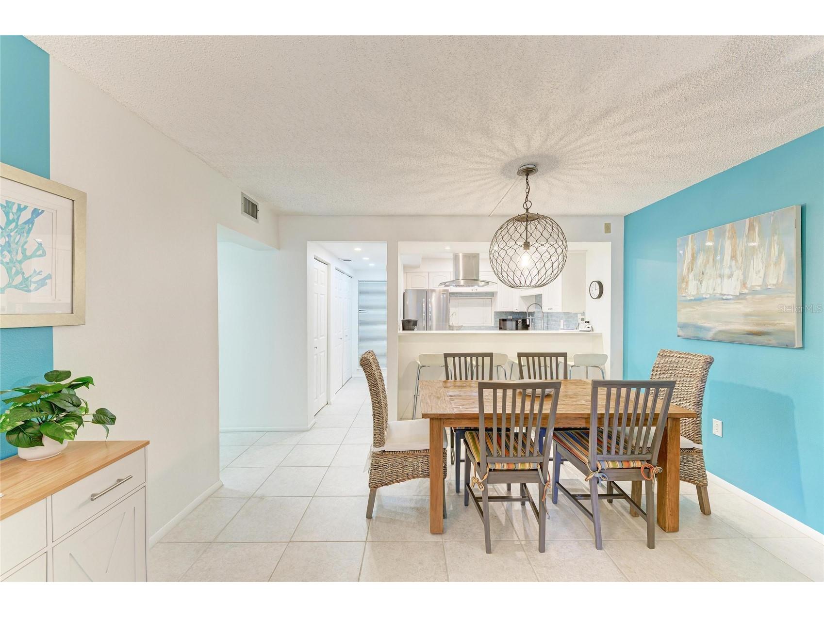 6157 Midnight Pass Road #E12 Sarasota FL 34242 A4698724 image18
