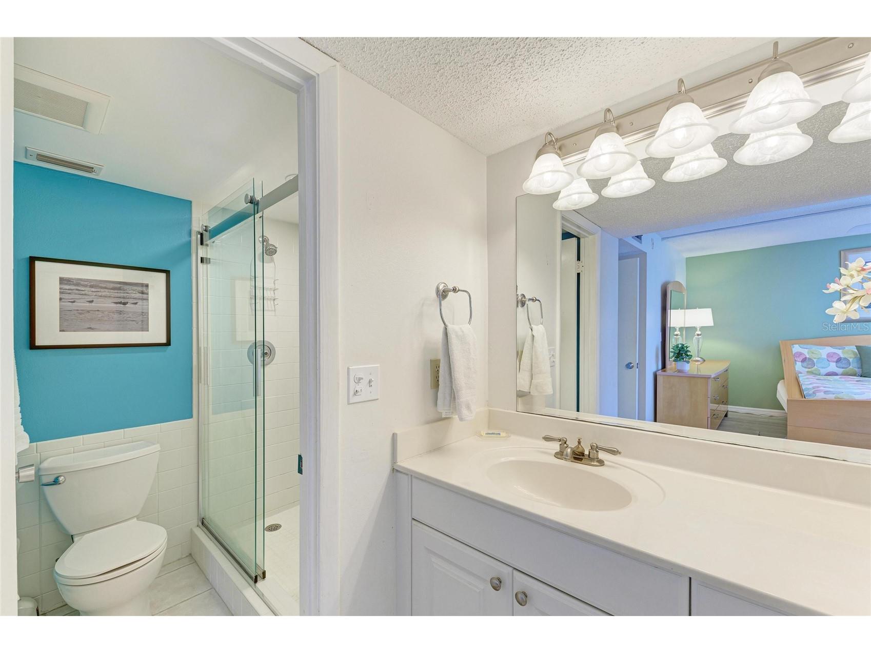 6157 Midnight Pass Road #E12 Sarasota FL 34242 A4698724 image24