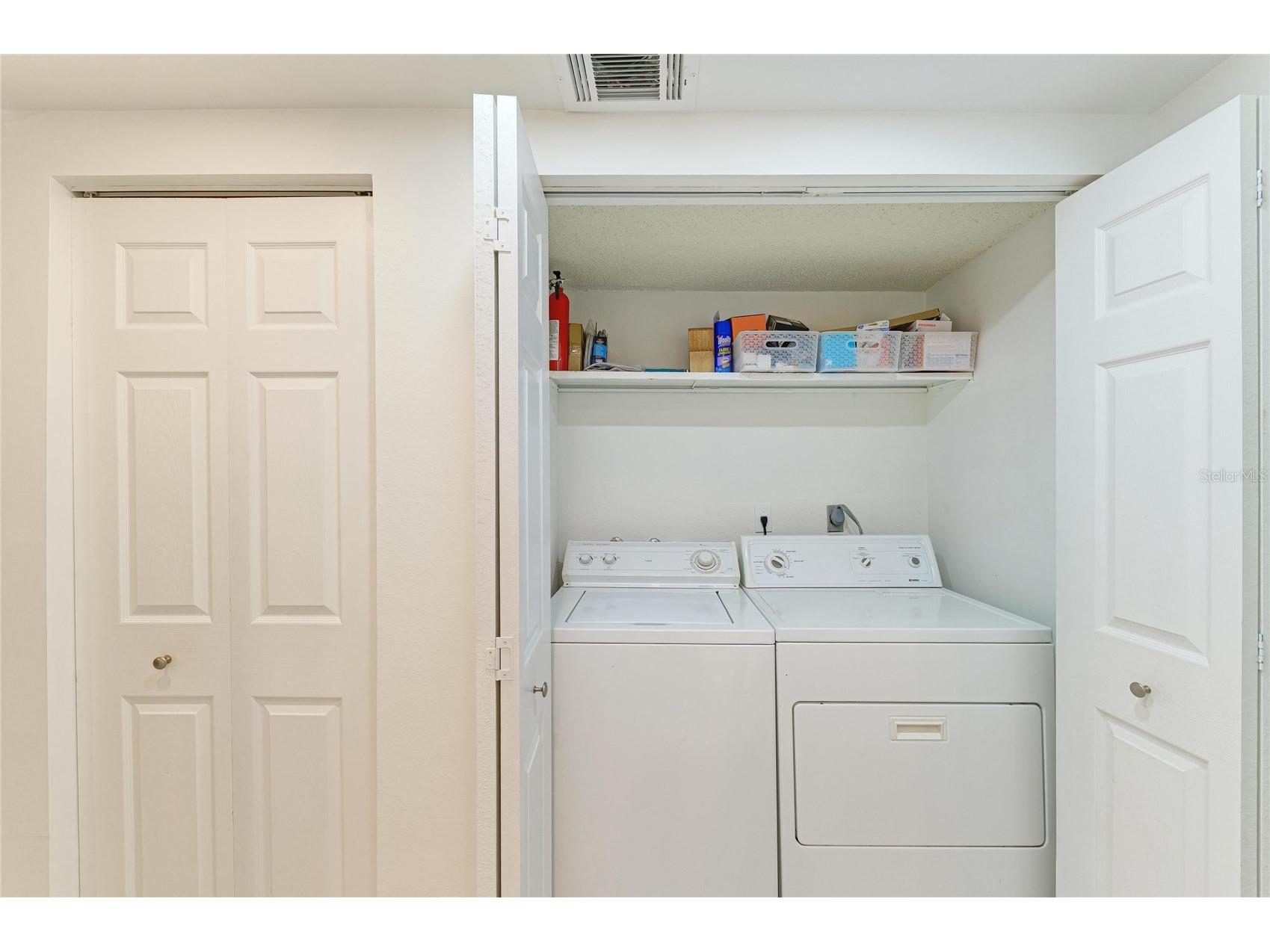6157 Midnight Pass Road #E12 Sarasota FL 34242 A4698724 image34