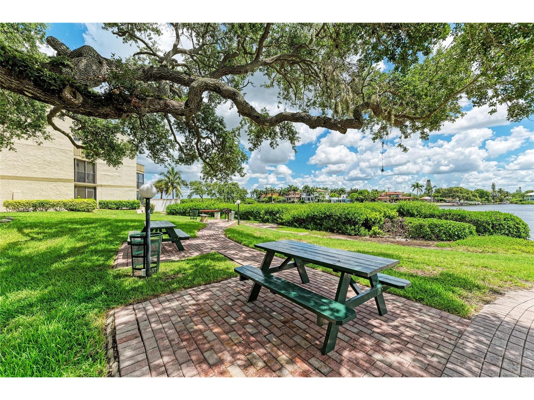 6157 Midnight Pass Road #E12 Sarasota FL 34242 A4698724 image41