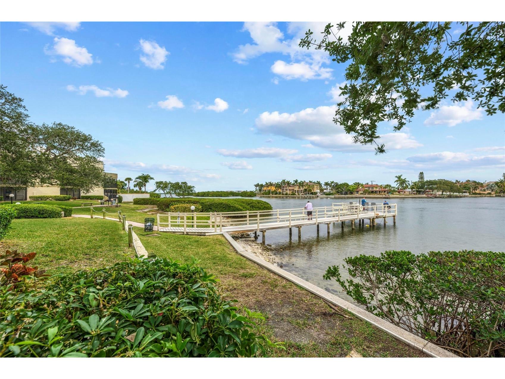 6157 Midnight Pass Road #E12 Sarasota FL 34242 A4698724 image43