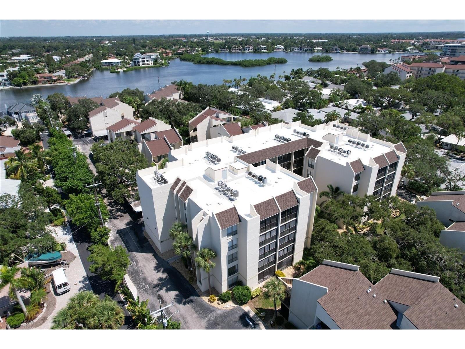 6157 Midnight Pass Road #E12 Sarasota FL 34242 A4698724 image46