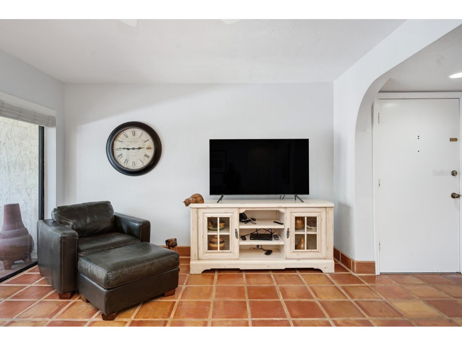 6157 Midnight Pass Road #E22 Sarasota FL 34242 A4684348 image11
