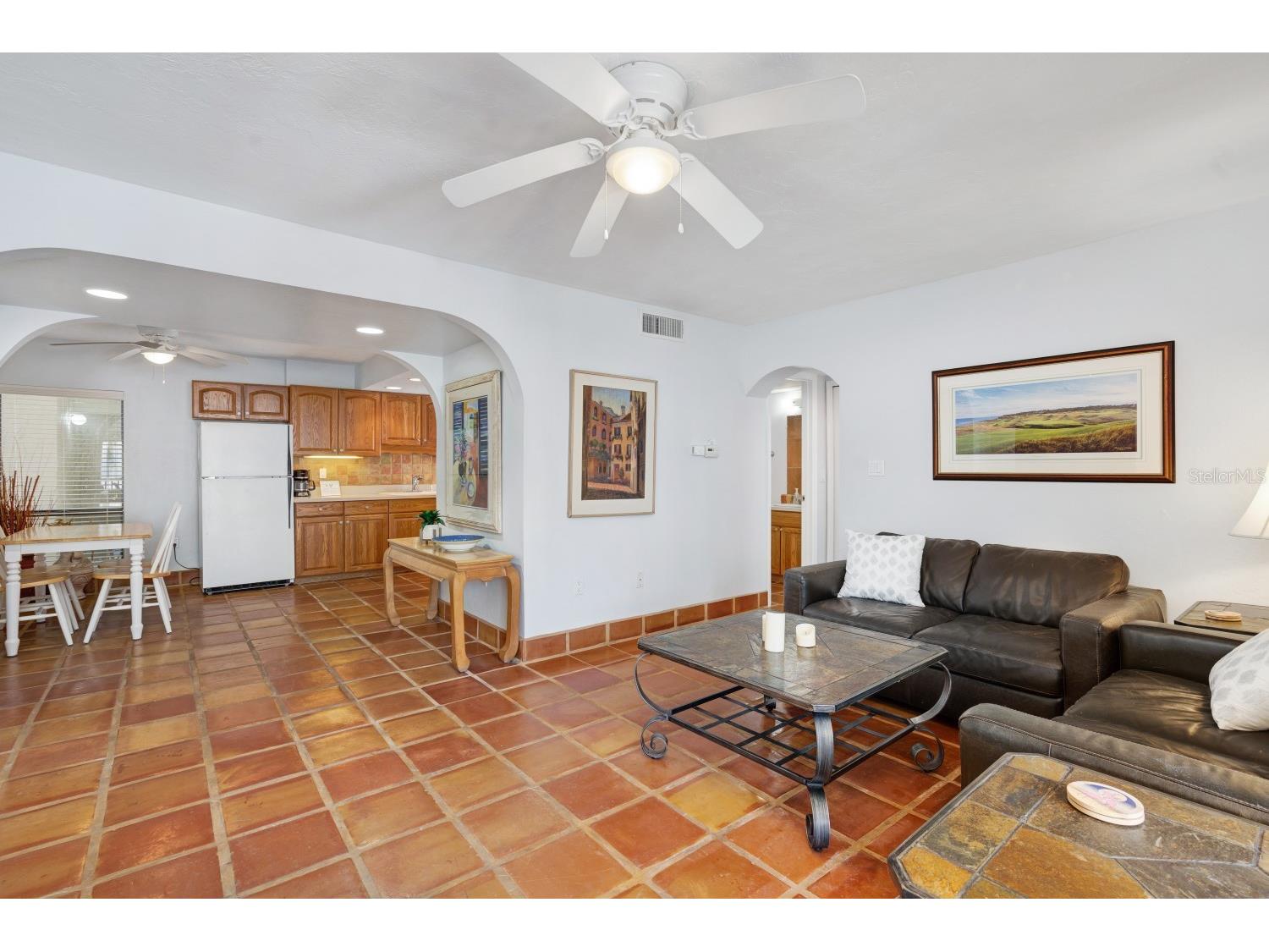 6157 Midnight Pass Road #E22 Sarasota FL 34242 A4684348 image14