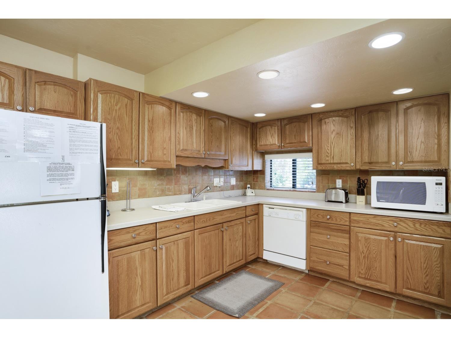 6157 Midnight Pass Road #E22 Sarasota FL 34242 A4684348 image22