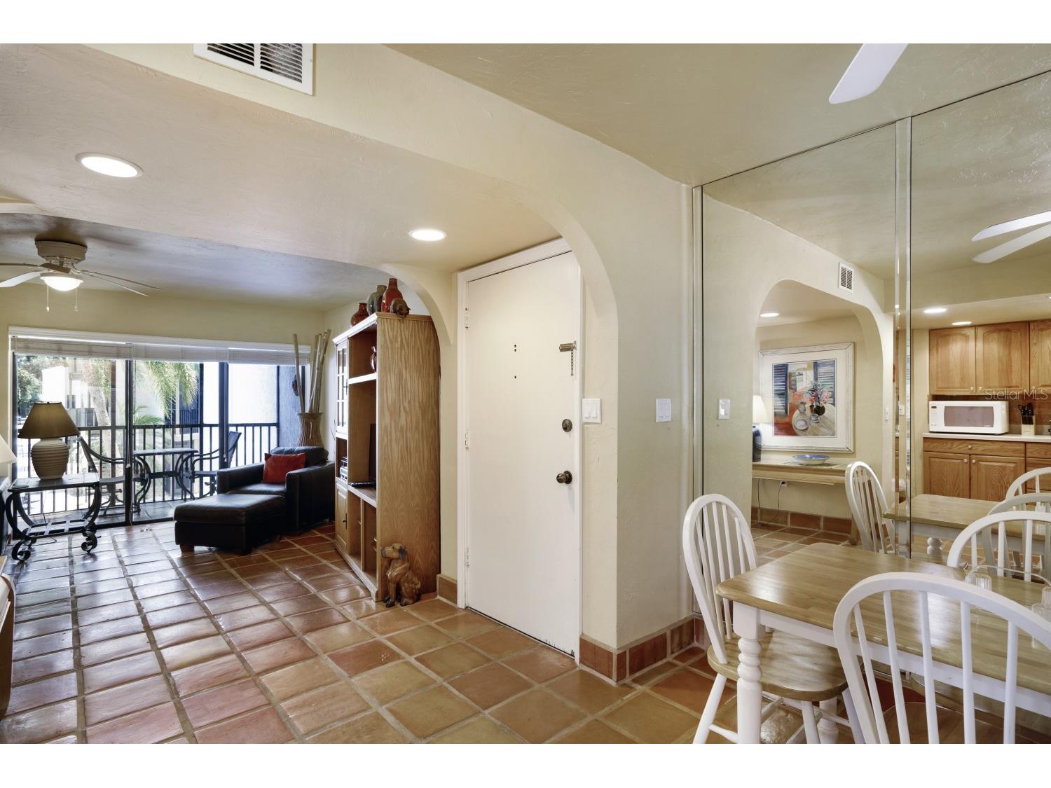 6157 Midnight Pass Road #E22 Sarasota FL 34242 A4684348 image28