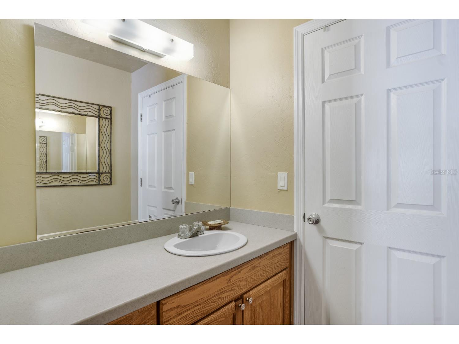 6157 Midnight Pass Road #E22 Sarasota FL 34242 A4684348 image38