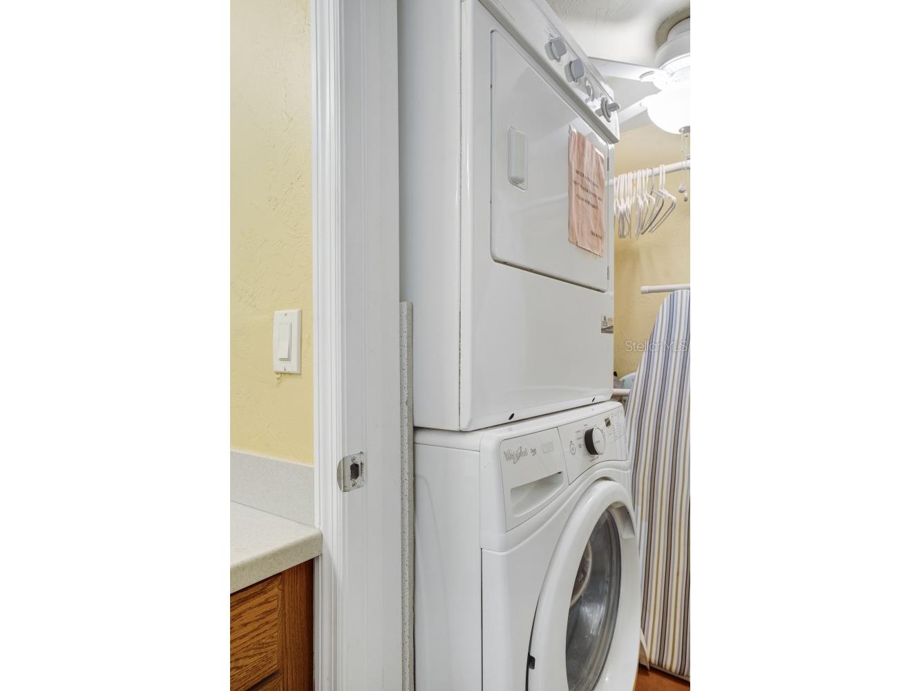 6157 Midnight Pass Road #E22 Sarasota FL 34242 A4684348 image39