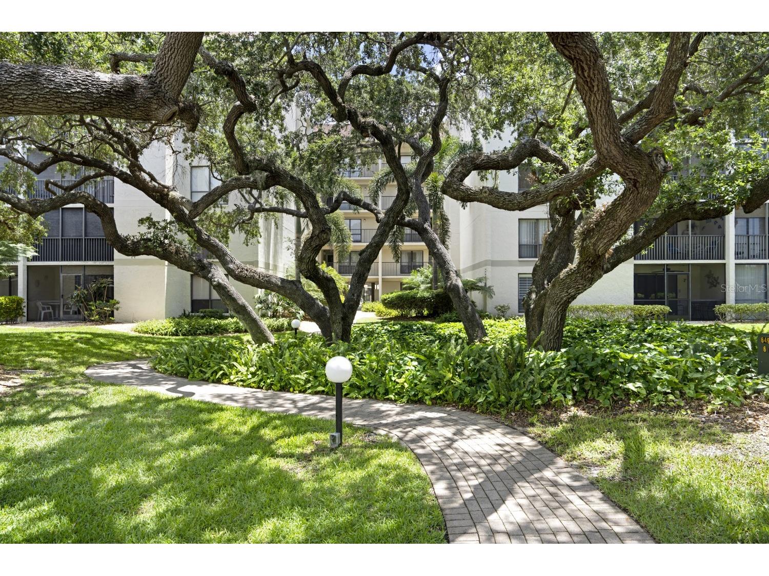 6157 Midnight Pass Road #E22 Sarasota FL 34242 A4684348 image40