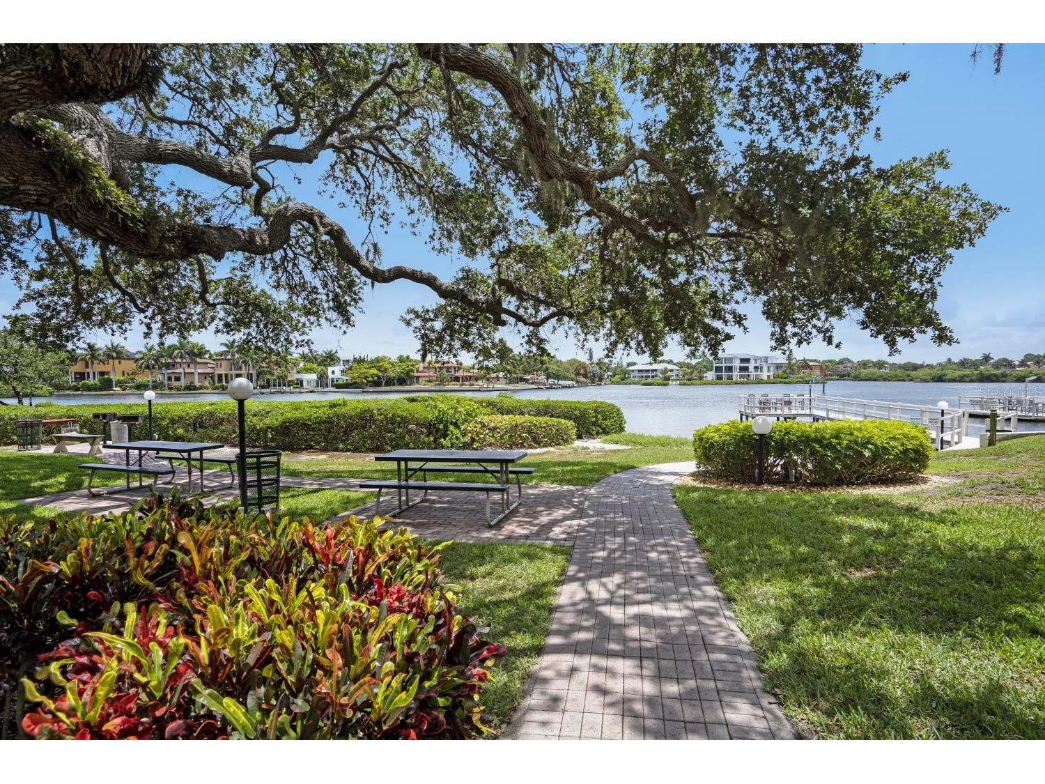 6157 Midnight Pass Road #E22 Sarasota FL 34242 A4684348 image45