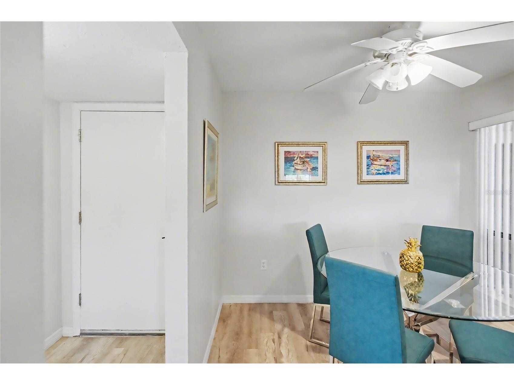6157 Midnight Pass Road #E23 Sarasota FL 34242 A4675237 image12