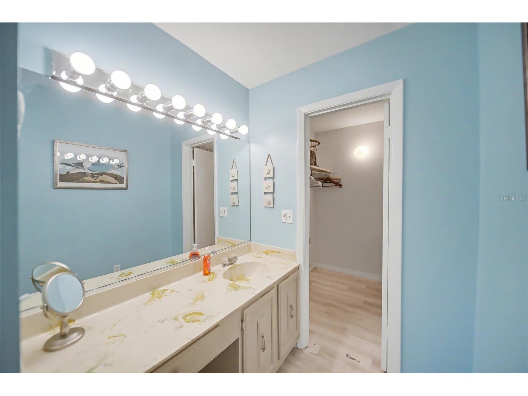6157 Midnight Pass Road #E23 Sarasota FL 34242 A4675237 image22