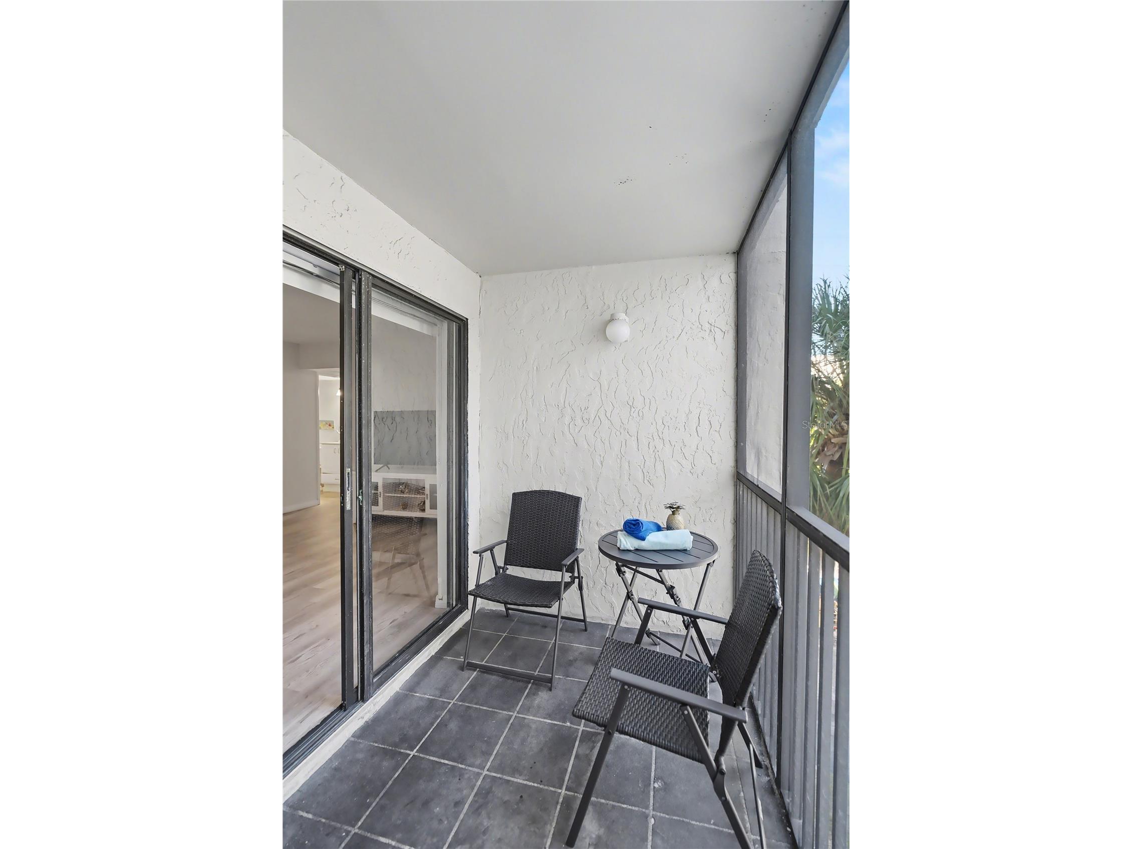 6157 Midnight Pass Road #E23 Sarasota FL 34242 A4675237 image28