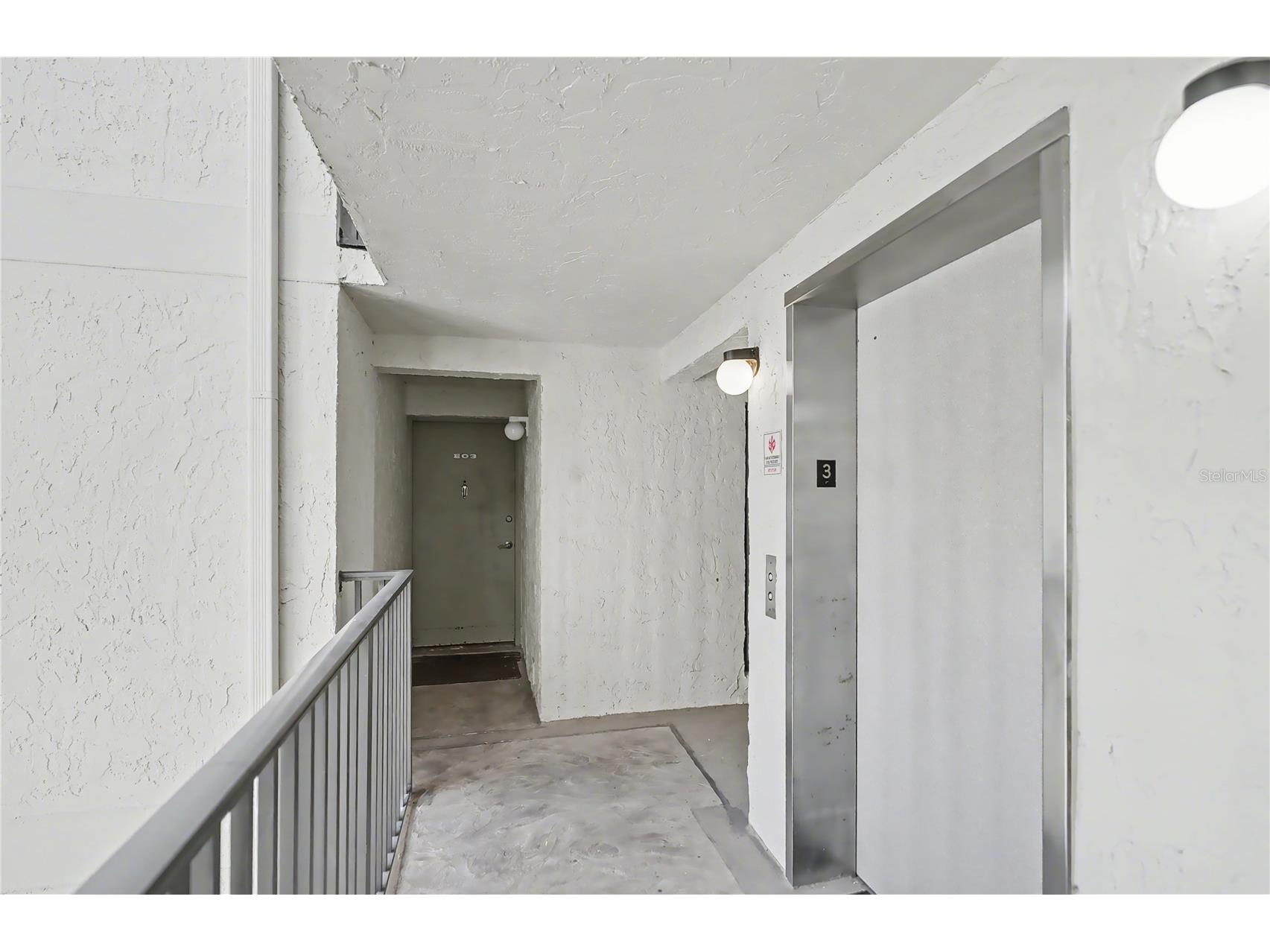 6157 Midnight Pass Road #E23 Sarasota FL 34242 A4675237 image29