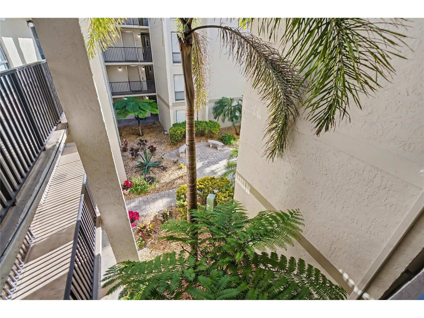 6157 Midnight Pass Road #E23 Sarasota FL 34242 A4675237 image30