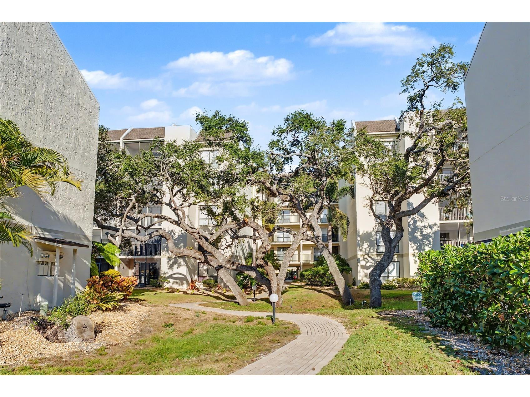 6157 Midnight Pass Road #E23 Sarasota FL 34242 A4675237 image33