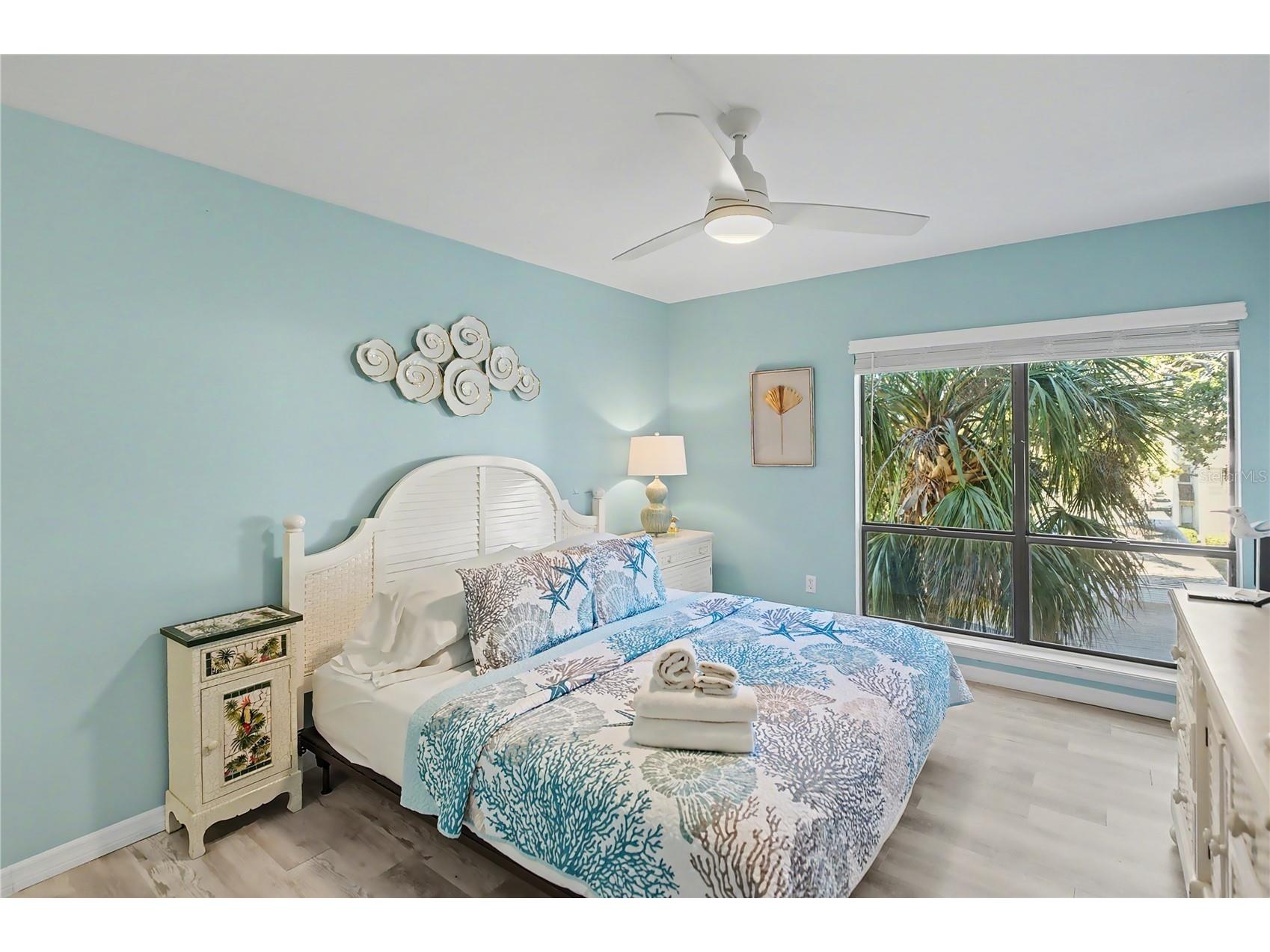 6157 Midnight Pass Road #E23 Sarasota FL 34242 A4675237 image4