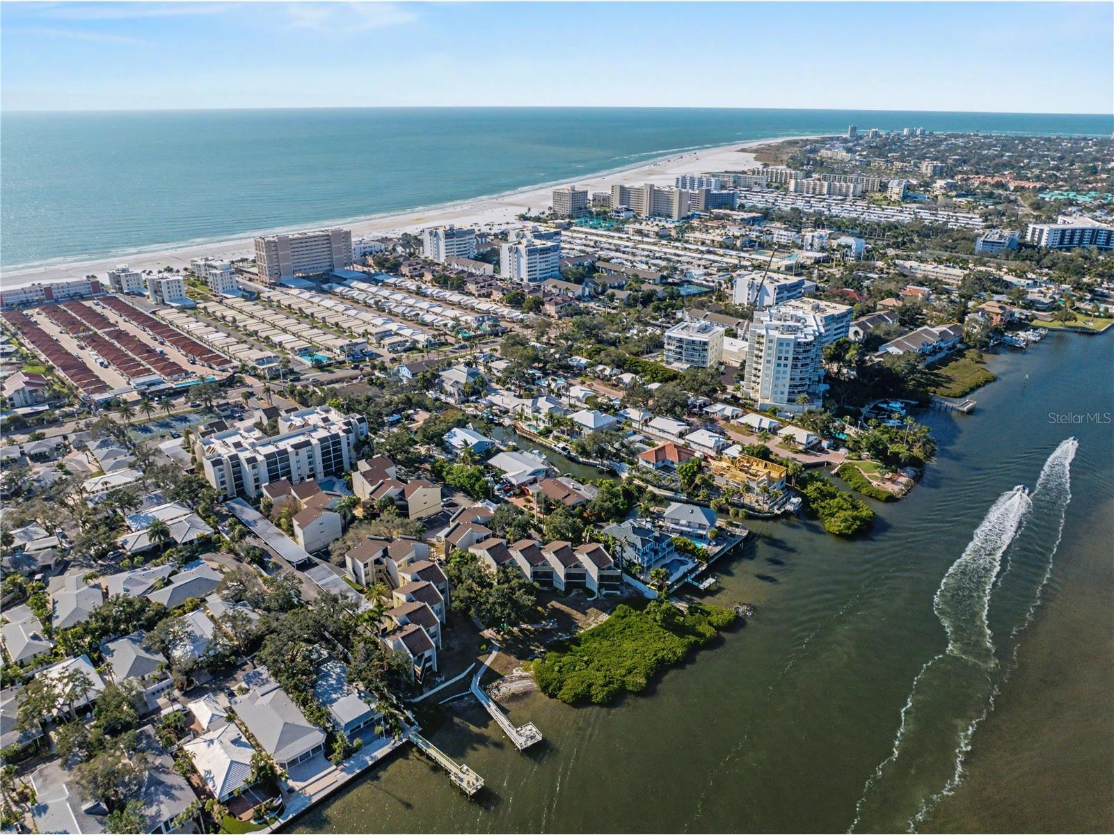 6157 Midnight Pass Road #E23 Sarasota FL 34242 A4675237 image49
