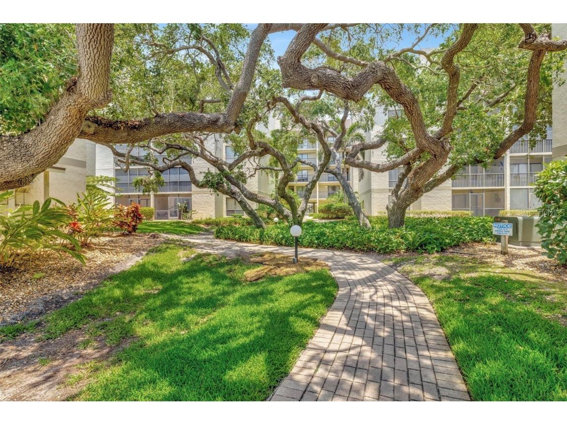 6157 Midnight Pass Road #E24 Sarasota FL 34242 A4663201 image32