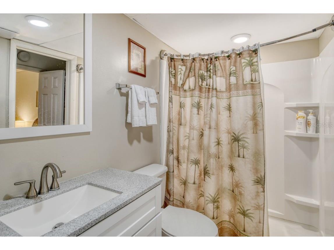 6157 Midnight Pass Road #E63 Sarasota FL 34242 A4662792 image28