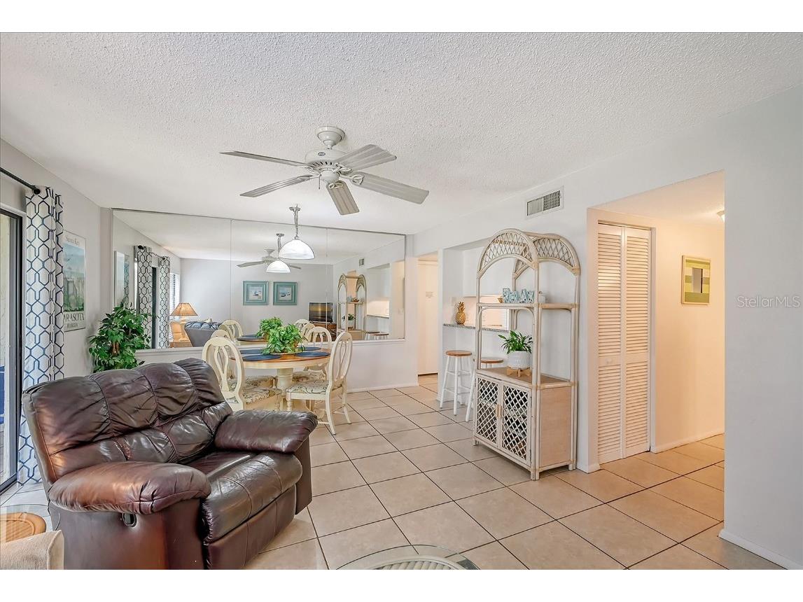 6157 Midnight Pass Road #G11 Sarasota FL 34242 A4615451 image13
