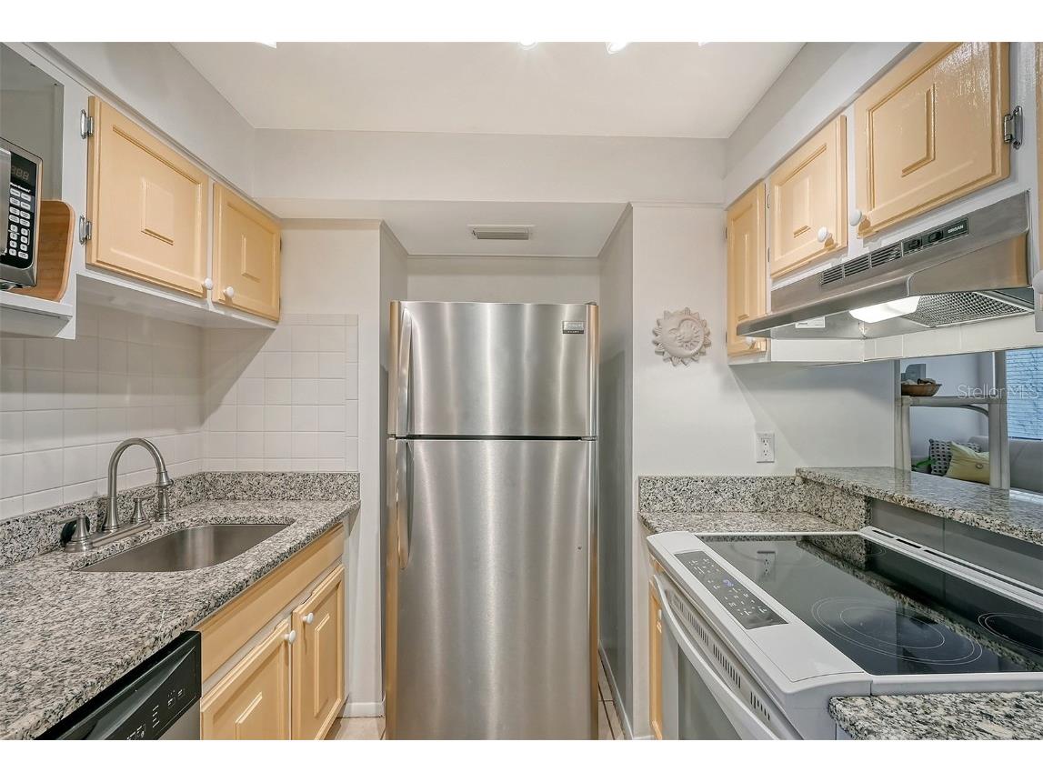 6157 Midnight Pass Road #G11 Sarasota FL 34242 A4615451 image19