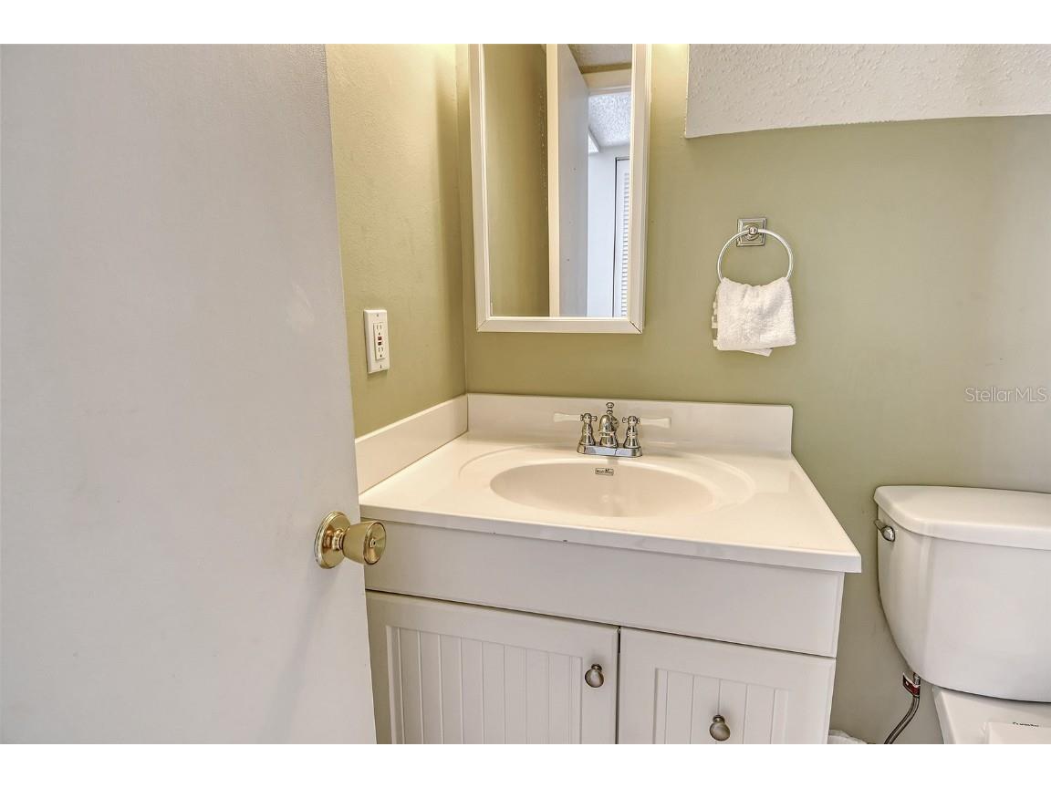 6157 Midnight Pass Road #G22 Sarasota FL 34242 A4673150 image17