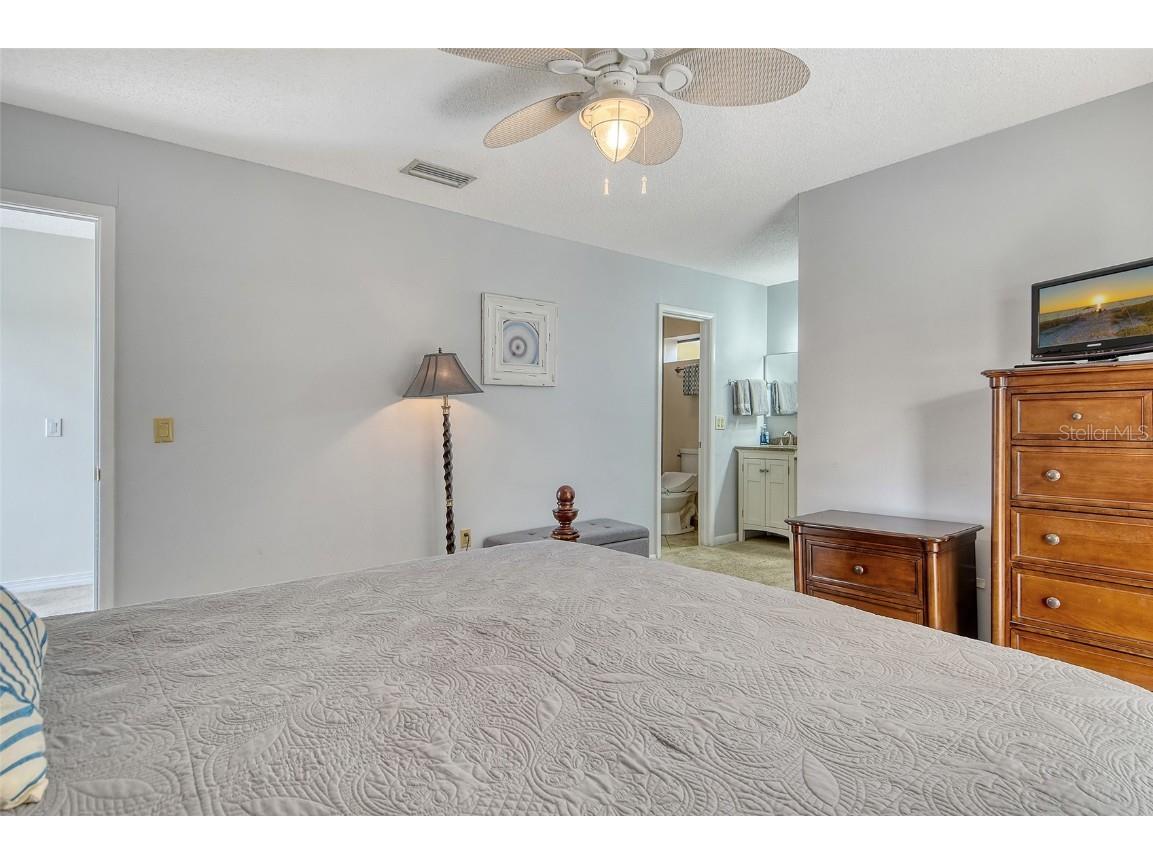 6157 Midnight Pass Road #G22 Sarasota FL 34242 A4673150 image22