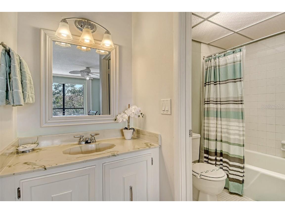 6157 Midnight Pass Road #G22 Sarasota FL 34242 A4673150 image28