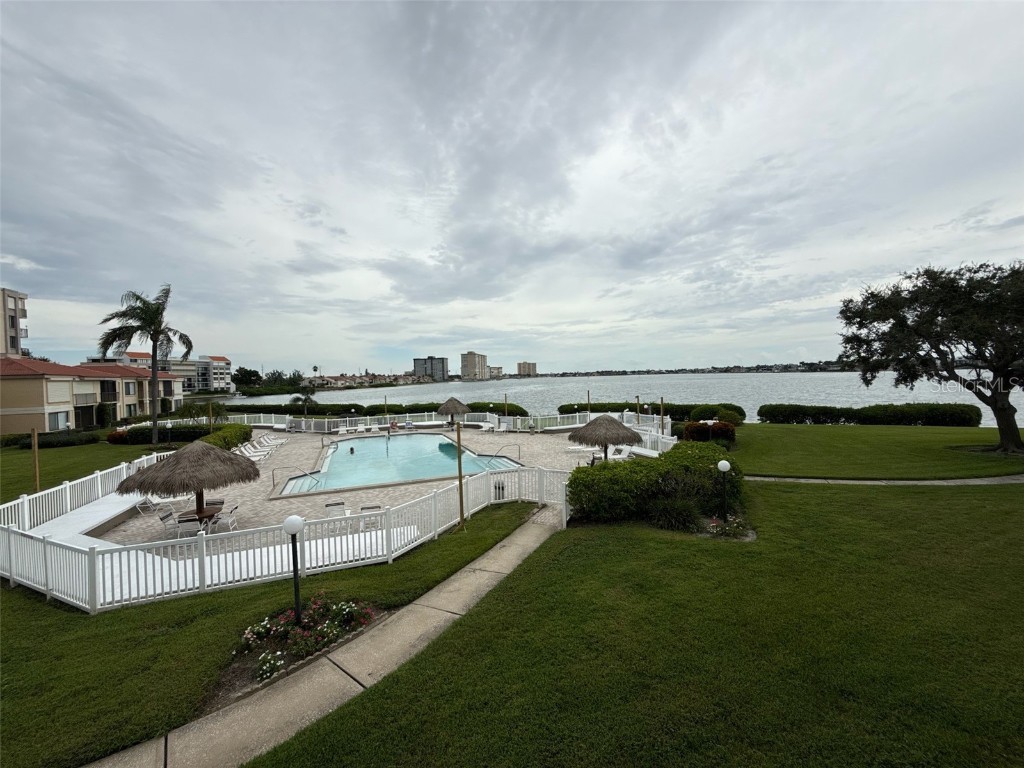 6158 Palma Del Mar Boulevard S #205 Saint Petersburg FL 33715 TB8425325 image1