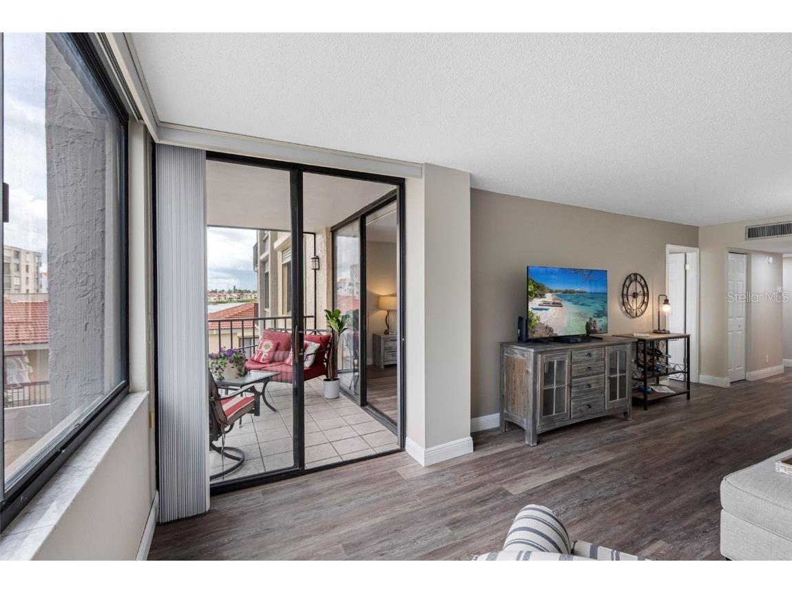 6158 Palma Del Mar Boulevard S #305 Saint Petersburg FL 33715 TB8413727 image15