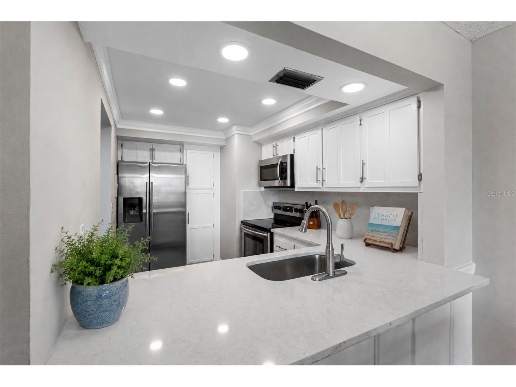 6158 Palma Del Mar Boulevard S #305 Saint Petersburg FL 33715 TB8509636 image23