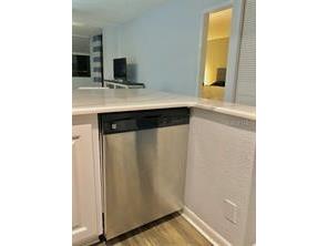 6158 Palma Del Mar Boulevard S #401 Saint Petersburg FL 33715 U8221460 image8