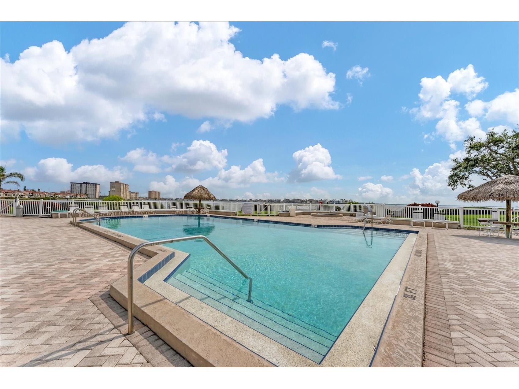 6158 Palma Del Mar Boulevard S #504 Saint Petersburg FL 33715 A4668313 image20