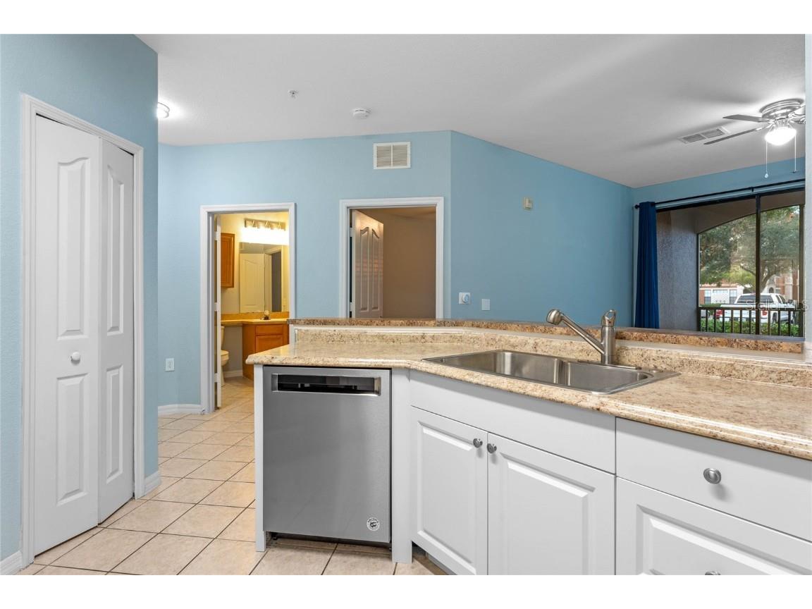 6159 Metrowest Boulevard #105 Orlando FL 32835 O6308188 image12