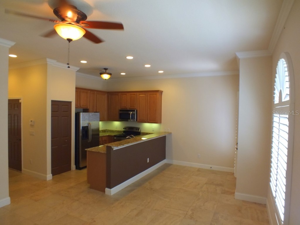 616 2nd Street N #5 Saint Petersburg FL 33701 TB8447841 image3