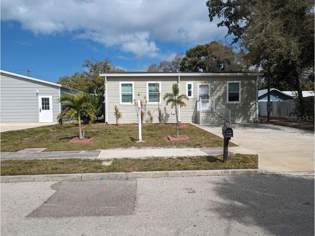 616 4th Street W Palmetto FL 34221 - MANATEE RIVER A4600487 image1