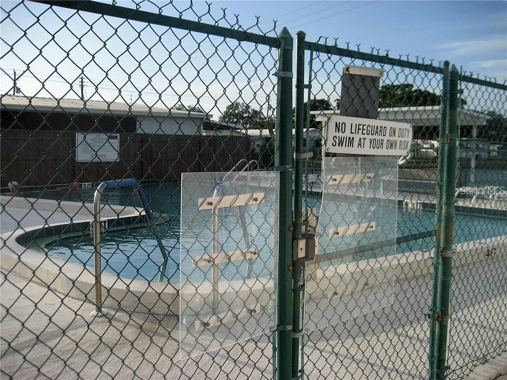 616 50th Avenue Terrace W Bradenton FL 34207 A4666590 image41