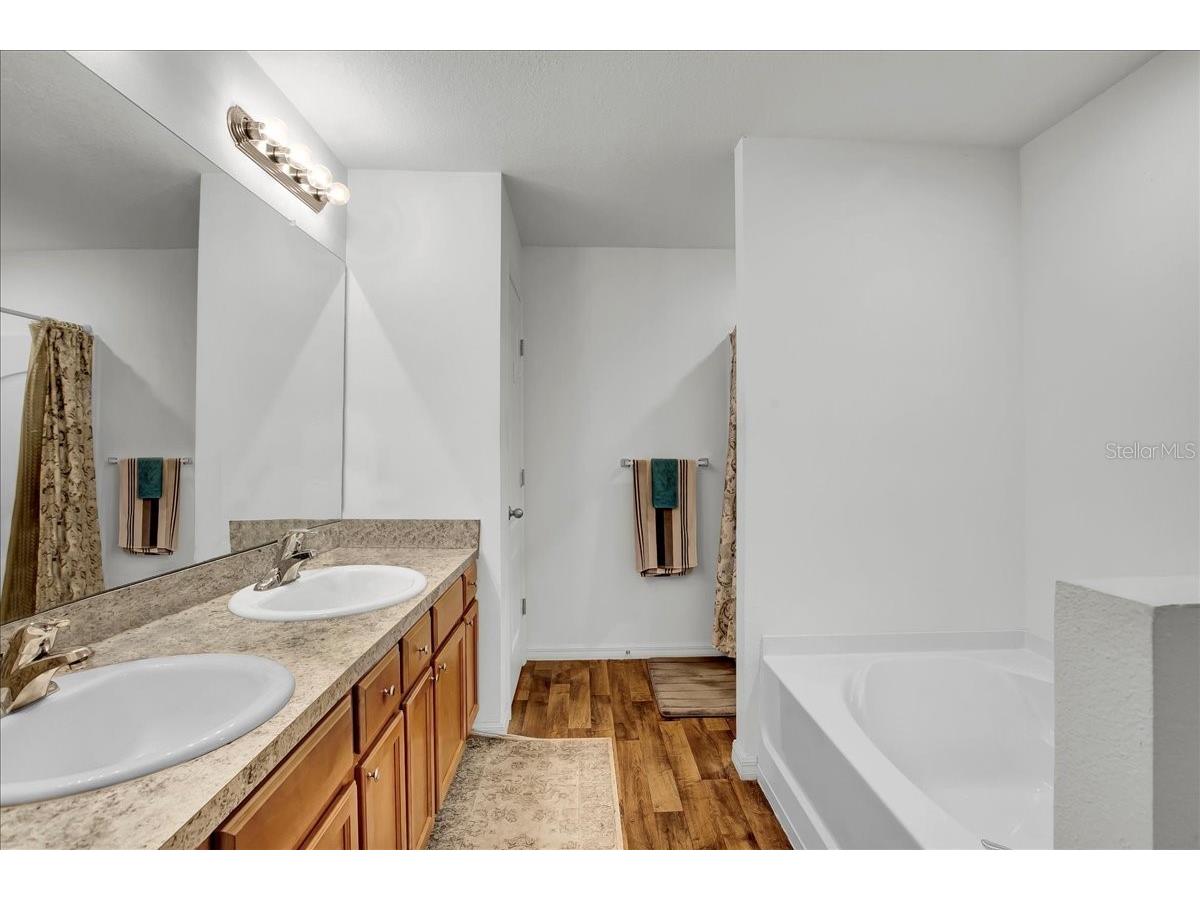 616 Chatham Walk Drive Ruskin FL 33570 TB8493593 image45