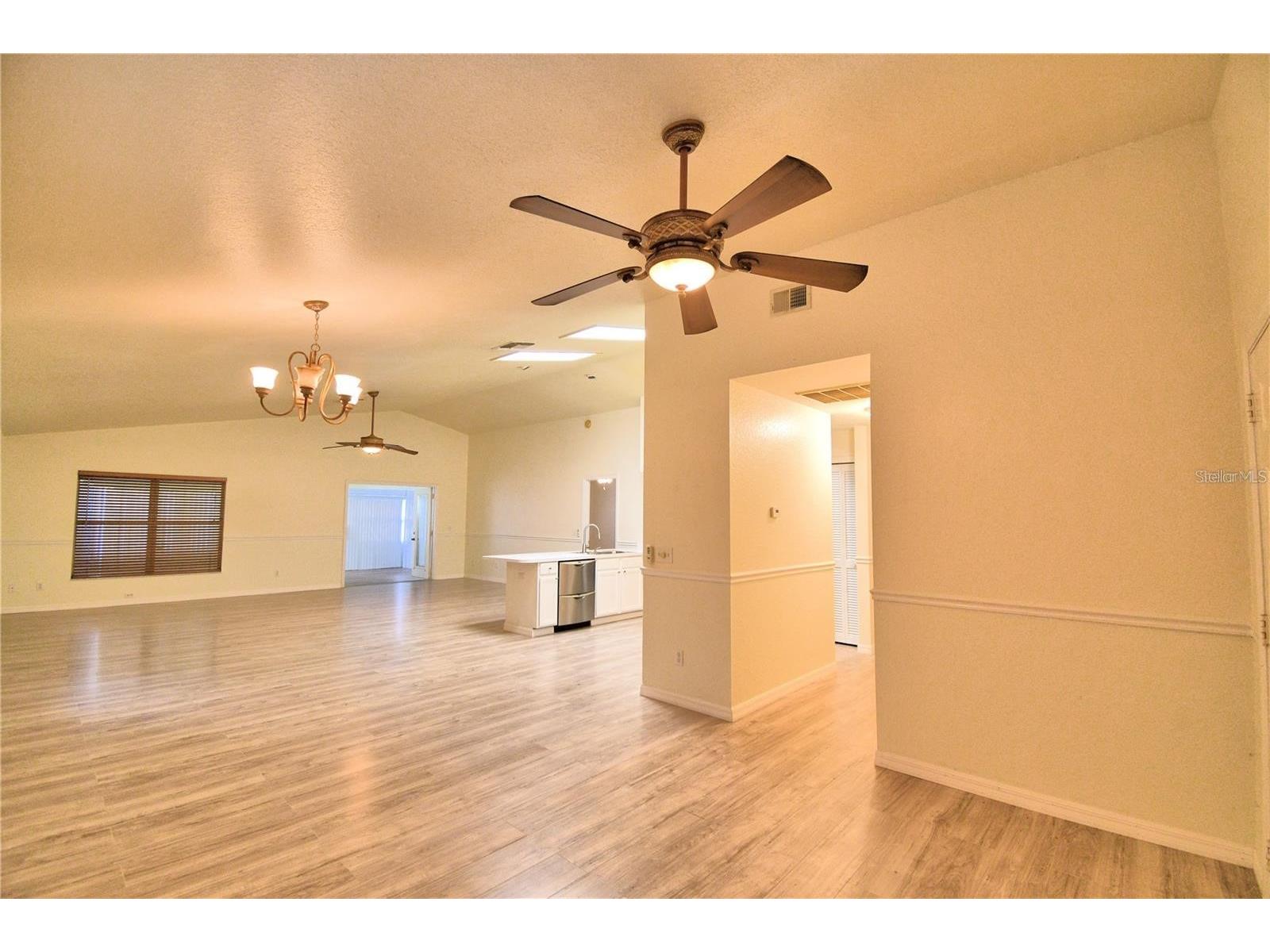 616 Crystals Boulevard Winter Haven FL 33884 O6395877 image6