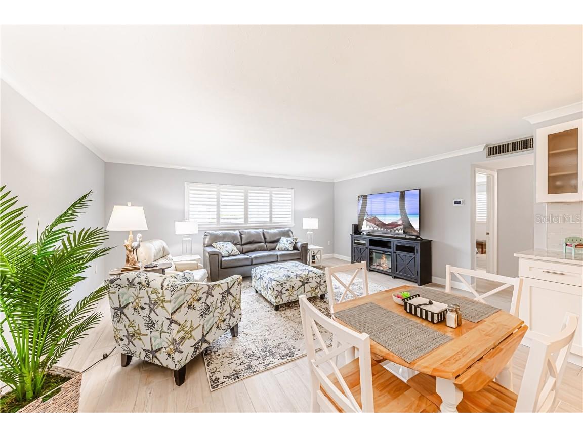 616 Flamingo Drive #102 Venice FL 34285 N6139347 image11