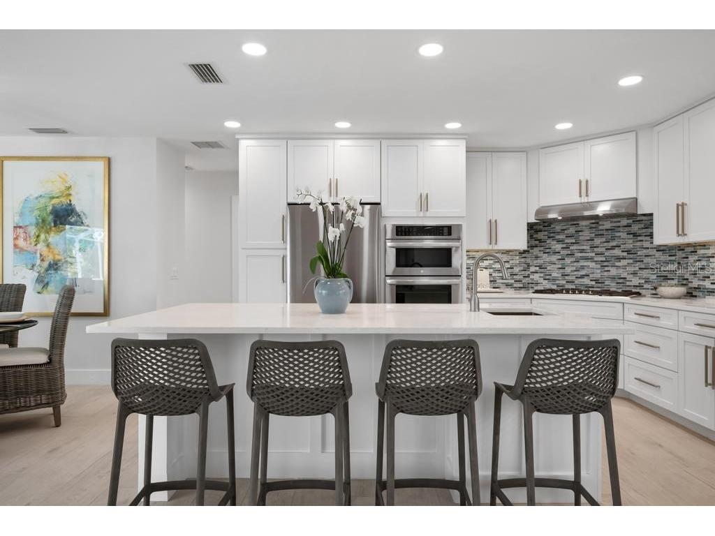 616 Foxworth Lane Holmes Beach FL 34217 A4677576 image11