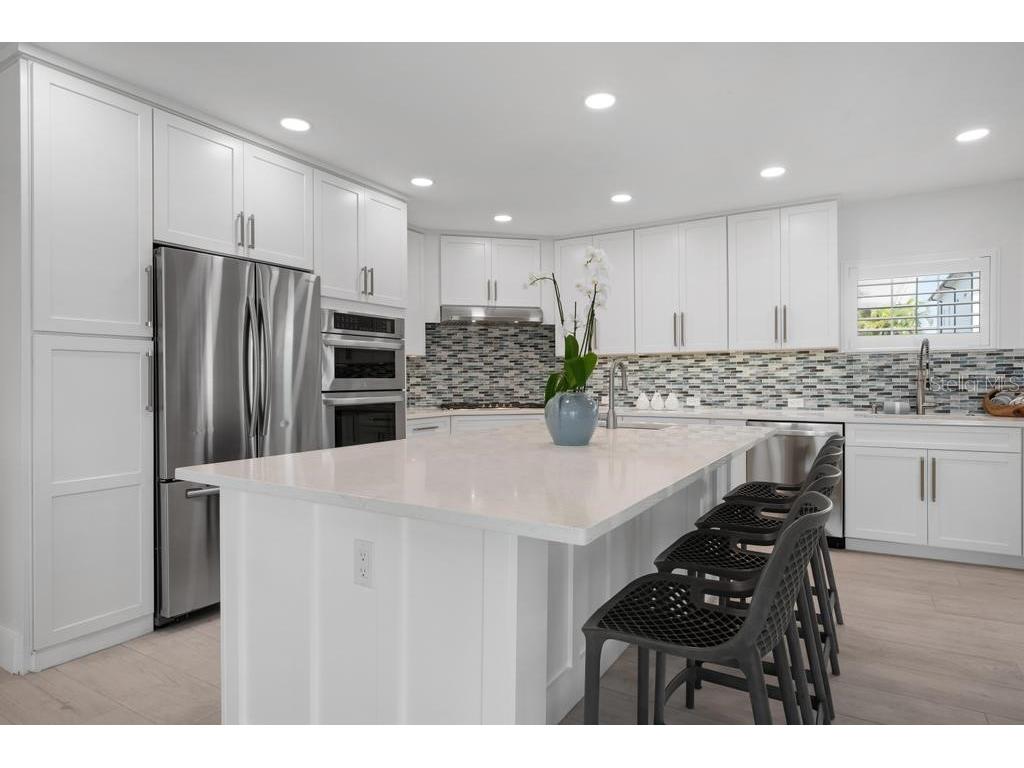 616 Foxworth Lane Holmes Beach FL 34217 A4677576 image13