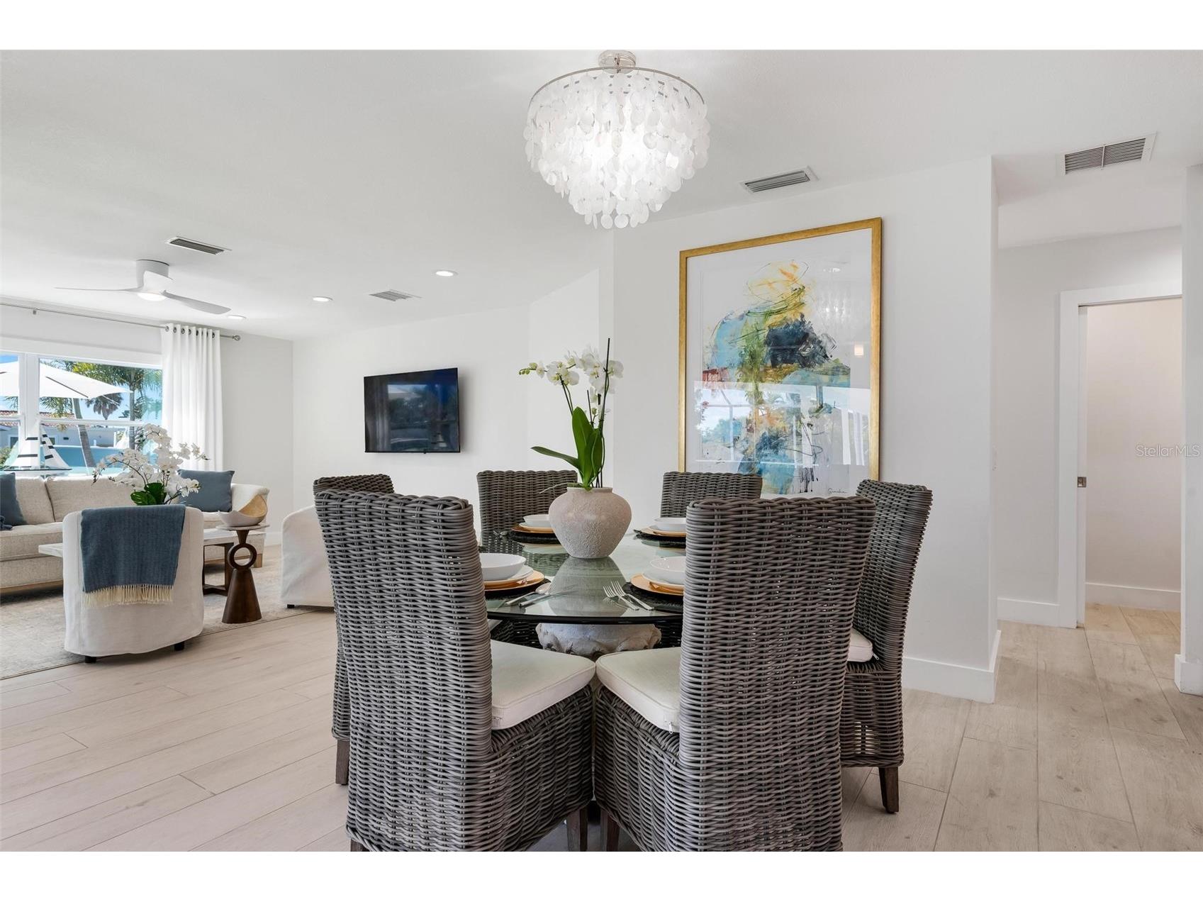 616 Foxworth Lane Holmes Beach FL 34217 A4677576 image17