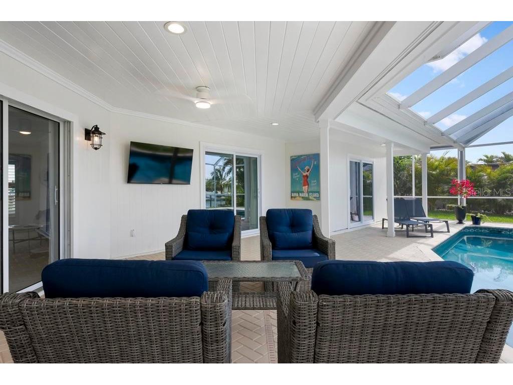 616 Foxworth Lane Holmes Beach FL 34217 A4677576 image20