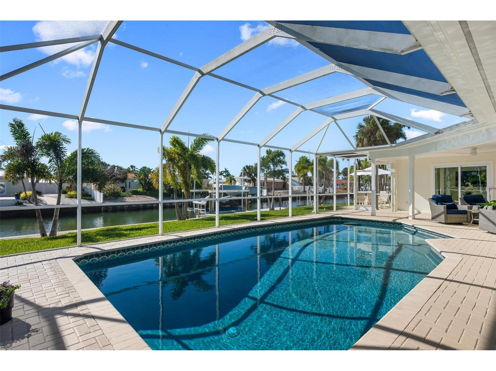 616 Foxworth Lane Holmes Beach FL 34217 A4677576 image25