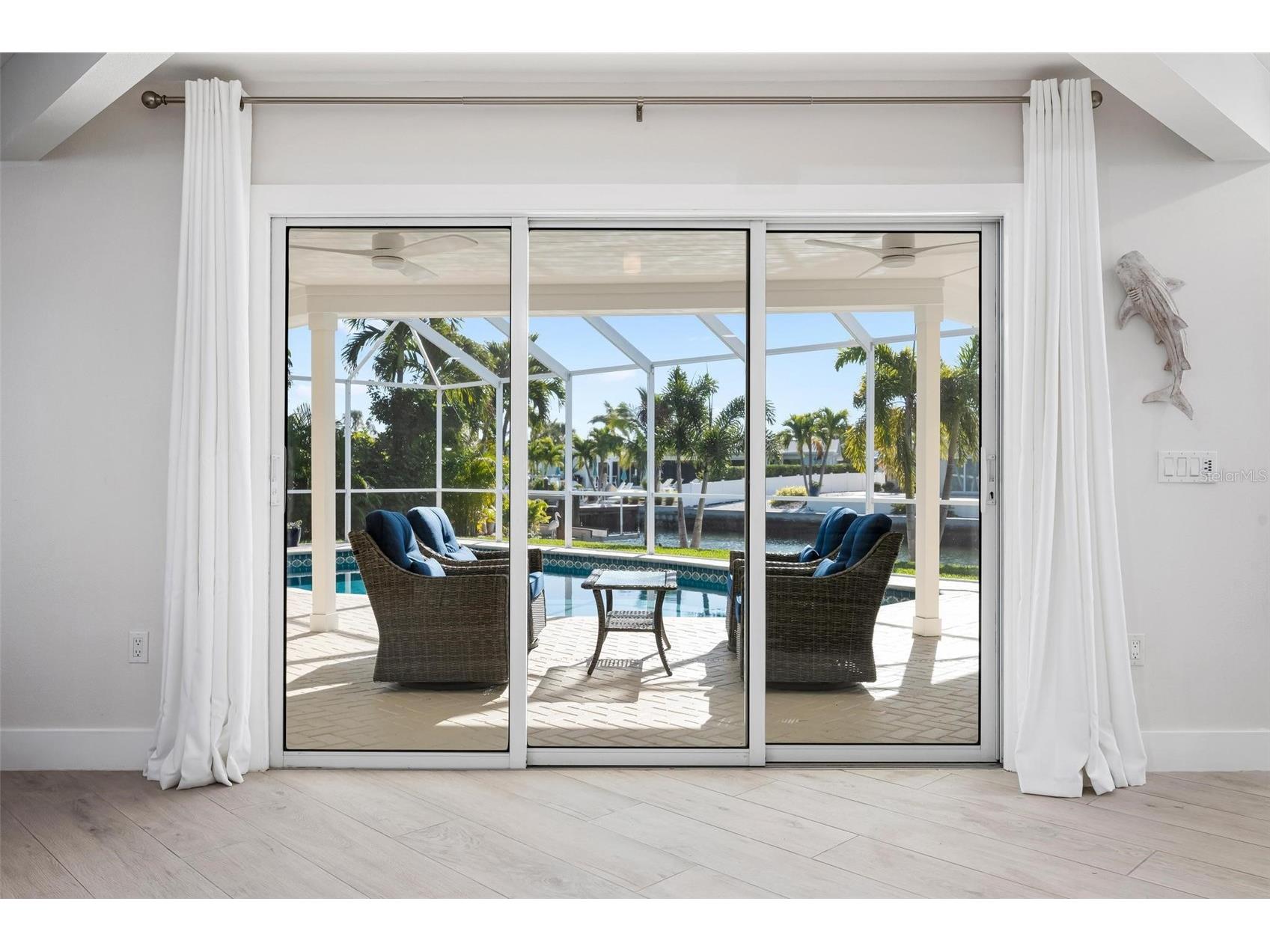 616 Foxworth Lane Holmes Beach FL 34217 A4677576 image27