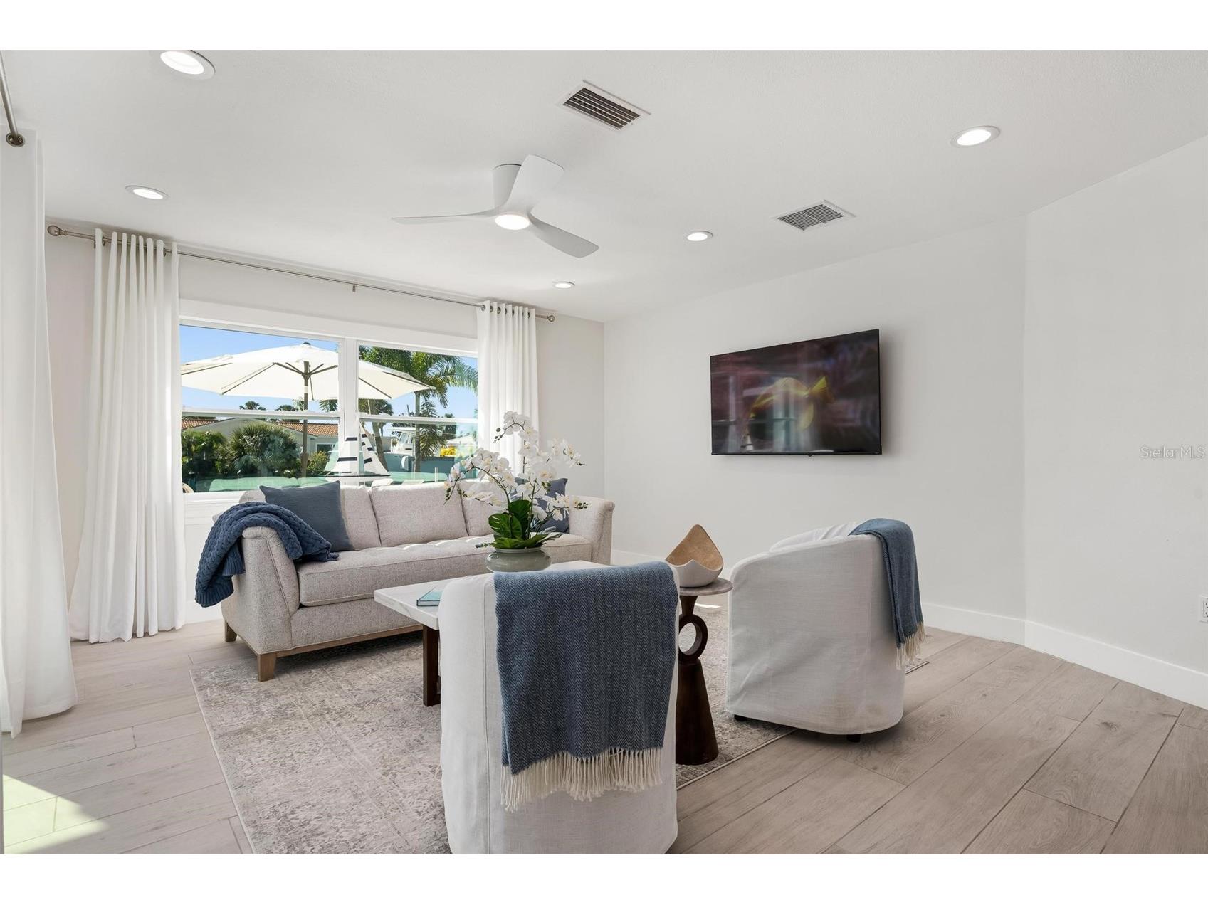 616 Foxworth Lane Holmes Beach FL 34217 A4677576 image34